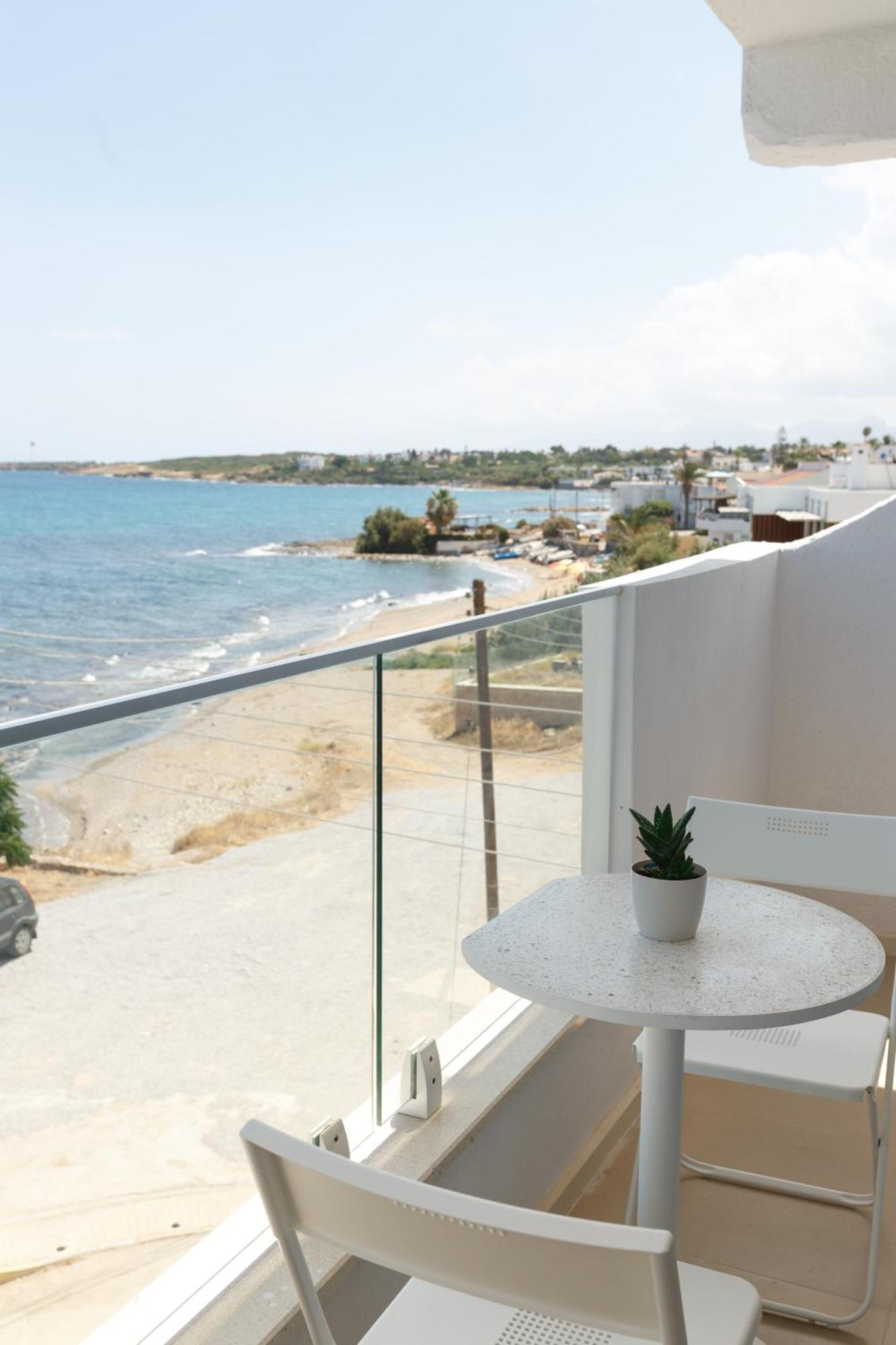 Hotel Azure Bay Ayia Varvara Exterior foto